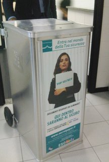 Datensicherheitsbehälter als Werbeträger