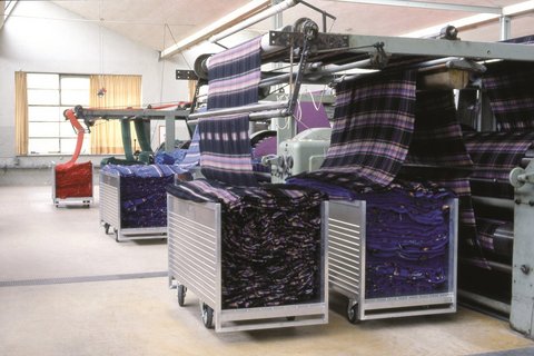 Cloth collecting trolley Cloth collecting trolley