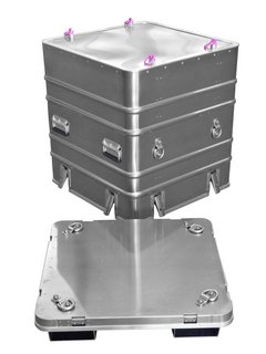Aluminium containter with a hood used