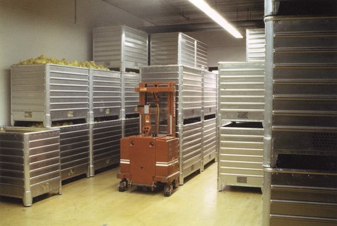 Hülsen-Stapelbehälter für platzsparende Bevorratung und Lagerung von Hülsen - Transport mit Gabelstapler, Gabelhubwagen oder Fahrgestell
